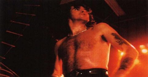 Febbraio 1980 muore in un incidente Bon Scott cantante degli AC/DC
